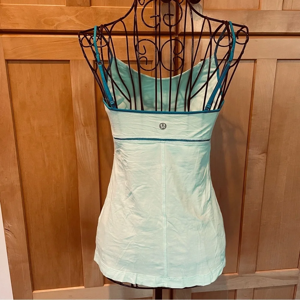 Lululemon blue green sleeveless tank Top workout athletic wear size XS - Picture 4 of 6